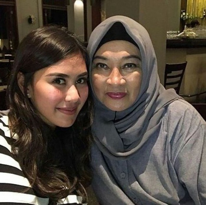 Syahnaz Sadiqah Syahnaz Sadiqah