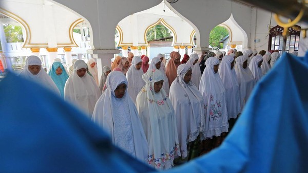 Tarekat Syattariah Gelar Salat Idul Adha Hari Ini