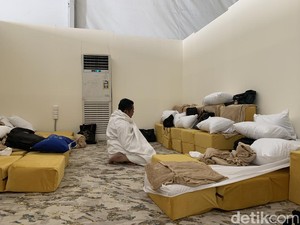 Alhamdulillah! Khusyuk, Nyaman, dan Adem Wukuf di Tenda Arafah Maktour