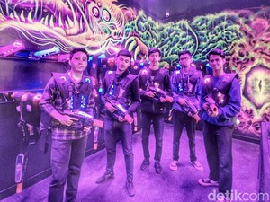 Ide Long Weekend: Perang Laser di Mal, Satu-satunya di Indonesia