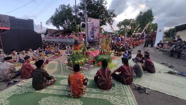Kegiatan Rasulan di Dusun Jenar Desa Pracimantoro Kecamatan Pracimantoro, Selasa (27/6).