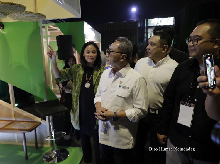 Upaya Hadapi Tantangan Perdagangan lewat Adaptasi Digital