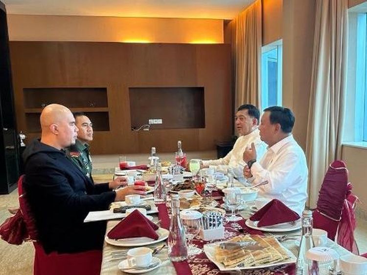 Momen Ahmad Dhani Makan Bareng Fadli Zon hingga Prabowo