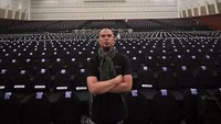 Uang senilai Rp 60 juta tersebut digunakan untuk membayar royalti kedua lagu. Nantinya lagu-lagu tersebut akan diputar resmi pada platform digital miliknya. Foto: Instagram/ahmaddhaniofficial
