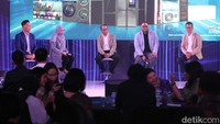 AQUA Elektronik juga memperkenalkan produk terbaru: QLED TV, Mesin Cuci, dan Kulkas, yang menawarkan solusi hidup yang terinspirasi dari gaya hidup modern dan berkelanjutan untuk mempermudah hidup dalam mengejar mimpi. 