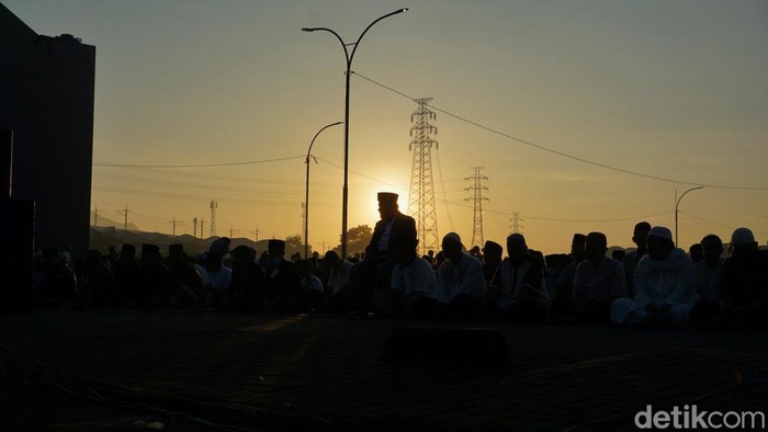 Amien Rais jadi khatib dalam salat id di Buahbatu Square, Kabupaten Bandung