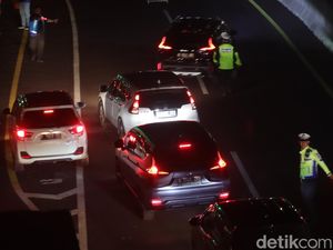 Jalur Cileunyi Meriah Dilintasi Pemudik yang Pulang Kampung