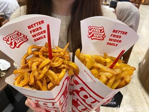 Cicip Kentang Goreng Viral dengan Ragam Saus yang Bisa Refill Sepuasnya
