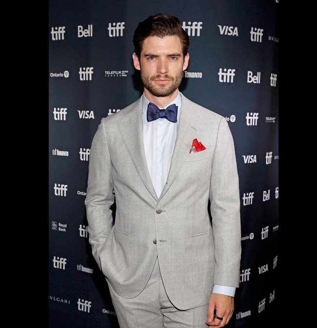 “Selamat datang di DC!!! Superman kamji,” komentar netizen. Foto: Instagram/@davidcorenswet