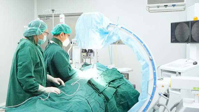 RS Royal Progress Menjawab: Skoliosis Bikin Nggak Akur Sama Tas Selempang?