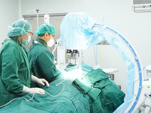 RS Royal Progress Menjawab: Skoliosis Bikin Nggak Akur Sama Tas Selempang?