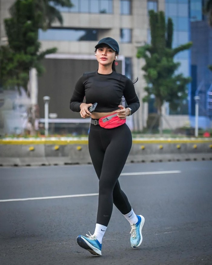 gina aditya gina aditya