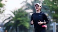 Gina Aditya yang dulu juga sempat menjadi peserta MasterChef Indonesia season 6 itu kini suka olahraga lari hingga golf. (Foto: dok Instagram)