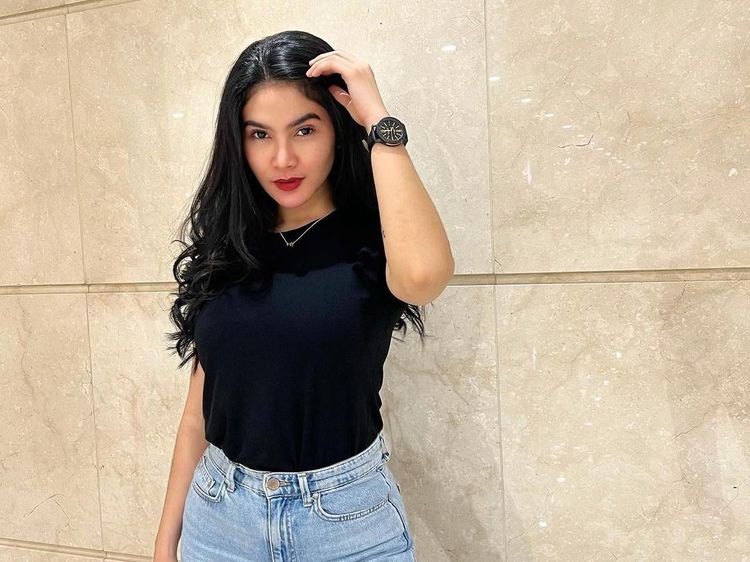 5 Potret Gina Aditya yang Berhasil Sembuhkan Fobia Keramaian dengan Olahraga
