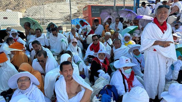 Jemaah haji Indonesia terlantar di Muzdalifah. (dok Istimewa)