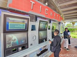 Merasakan Pengalaman Jadi Astronaut di Kennedy Space Center