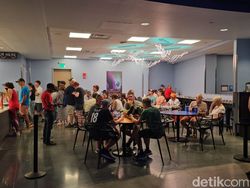 Merasakan Pengalaman Jadi Astronaut di Kennedy Space Center