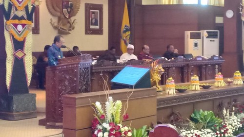 Rapat Paripurna ke-23 agenda jawaban Gubernur Bali Wayan Koster terkait pandangan umum fraksi terhadap Raperda Haluan Pembangunan Bali Masa Depan, Rabu (28/6/2023).