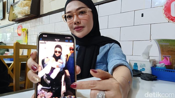 MUA di Malang menceritakan kisah mendebarkan saat dirinya membantu proses persalinan di dalam pesawat