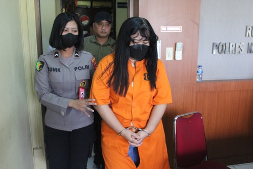 Satgas Tindak Pidana Perdagangan Orang (TPPO) Polres Kawasan Bandara I Gusti Ngurah Rai menggagalkan empat WNI yang tadinya bakal berangkat ke Qatar, Senin (26/6/2023). (Foto: Istimewa).