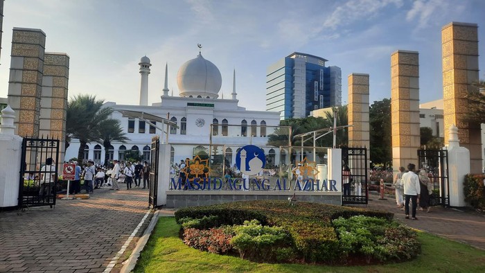 Suasana salat Idul Adha 1444 H di Masjid Al Azhar Jaksel