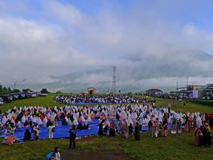 Bacaan Niat Sholat Idul Adha Lengkap dengan Tata Caranya