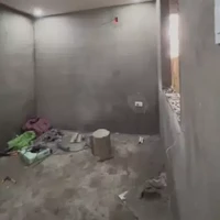 Video singkat tersebut menampilkan transformasi dari kondisi awal yang berupa sepetak tanah berbatu, kemudian perlahan menjadi dibangun. (Foto: TikTok/@yourkagudgurl)