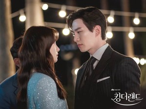 Ramalan Zodiak Cinta 10 Mei: Pisces Makin Romantis, Scorpio Masih Cekcok