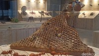 Animalium memiliki 5 lobi, 5 exhibit, dan 5 kandang burung aviary. Untuk aviary-nya sendiri, kita membuat kandang yang sama persis dengan habitat aslinya, ada forest floor, river stream, bird of prey, dan macam-macam lainnya, ujar Rica.
