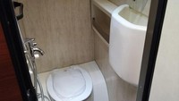 Dan yang menarik lagi, ada fasilitas toiletnya. Foto: Dok. Adiputro