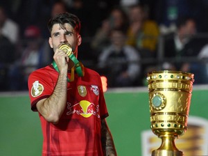 Liverpool Mau Rekrut Gelandang RB Leipzig Ini