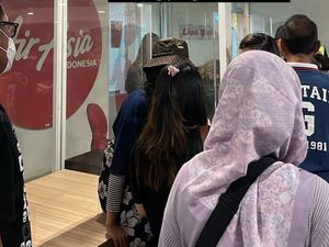 Penumpang AirAsia Bandung-Bali Protes Telantar, Ratusan Bagasi Belum Tiba
