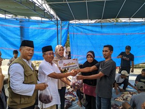 Dulu Tak Pilih Jokowi, Warga Semringah Diberi Sapi: Terima Kasih Presiden!