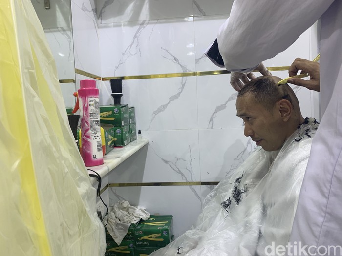 Potong Rambut Haji Potong Rambut Haji