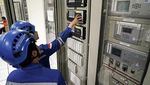 Potret Pasukan PLN Jaga Listrik di Idul Adha