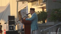 Salat Iduladha ini jadi momen Ridwan Kamil untuk berpamitan. Sebab dia bakal menanggalkan jabatannya sebagai Gubernur Jawa Barat pada 5 September 2023 mendatang.