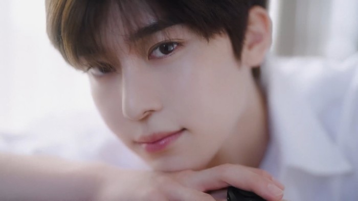 SM Rookies SM Entertainment memperkenalkan SM Rookies bernama Sion yang dikabarkan bakal jadi calon member baru NCT.