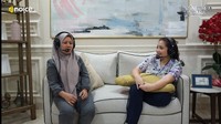 Sus Rini serba bisa banget ya, mulai dari membantu Nagita Slavina mengurus Rayyanza hingga jadi desainer dadakan. Foto: dok. NOICE