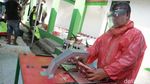 Umat Muslim di Bekasi Laksanakan Pemotongan Hewan Kurban