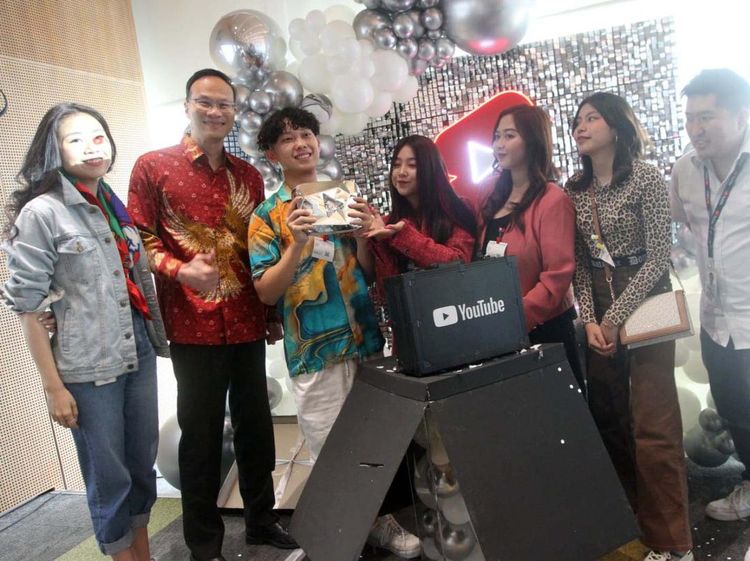 5 Kreator Inonesia Raih Youtube Shorts Diamond Award