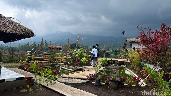 Agrowisata Eptilu Garut.