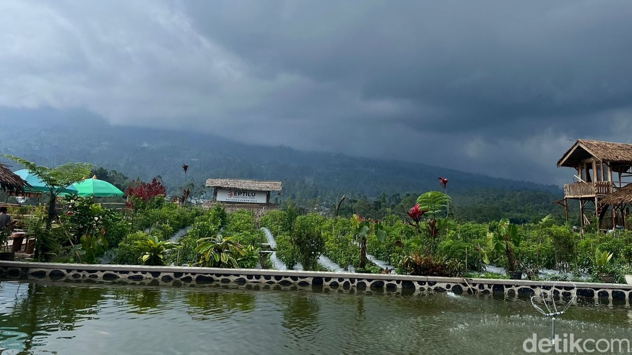 Agrowisata Eptilu Garut.