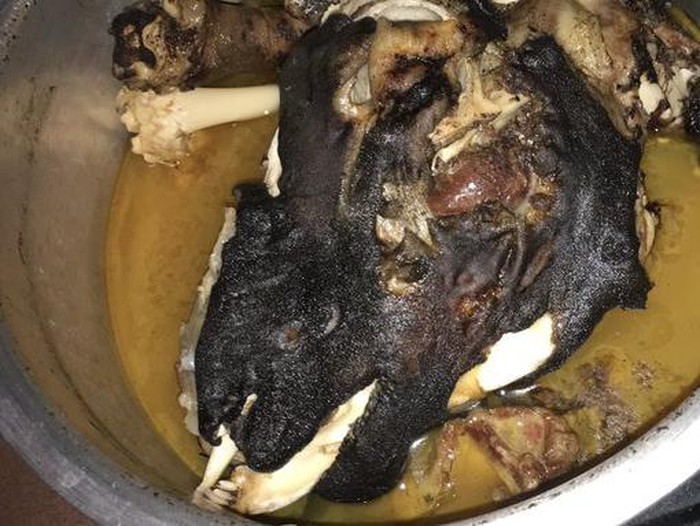 Begini Pengalaman Makan Kepala Kambing, Dibuat Oseng Mercon hingga Rica-rica