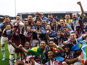 Burnley Tak Mau Numpang Lewat di Premier League Musim Depan