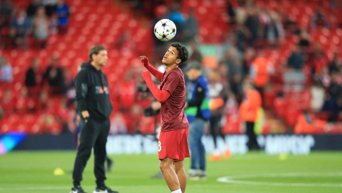 Fabio Carvalho ingin naik level bersama RB Leipzig (AFP/LINDSEY PARNABY)