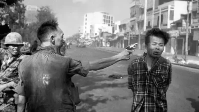 Foto Bersejarah Legendaris dengan Kisah Mengerikan