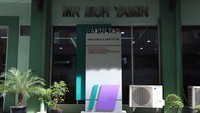 Rektor UPNVJ Dr. Anter Venus, MA. Comm. mengatakan, Jumat (30/6/2023), bahwa tingkat kepercayaan masyarakat kepada UPNVJ sudah sangat tinggi, khususnya terhadap Ilmu Komunikasi UPNVJ. Hal senada diungkapkan Kaprodi S1 Ilmu Komunikasi Dr. Fitria Ayuningtyas, M.Si. Menurutnya, nama UPNVJ sudah berkibar dan terkenal di seluruh Indonesia, dan bahkan sudah mulai mendapat perhatian di level internasional.