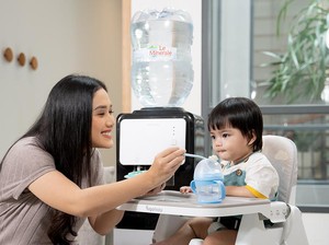 Galon Air Minum Bebas BPA Hindarkan Orang Tua-Anak dari Risiko Penyakit