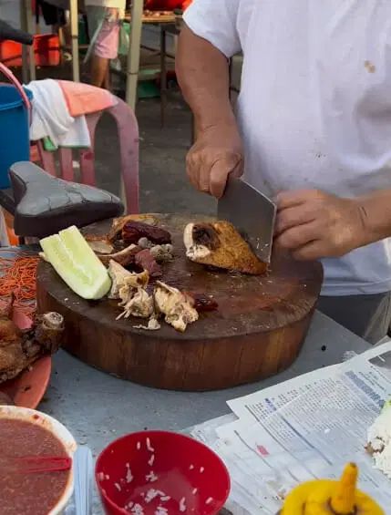 Jual Nasi Ayam Rp 12 Ribu, Penjual Ini Dikritik karena Tak Higenis