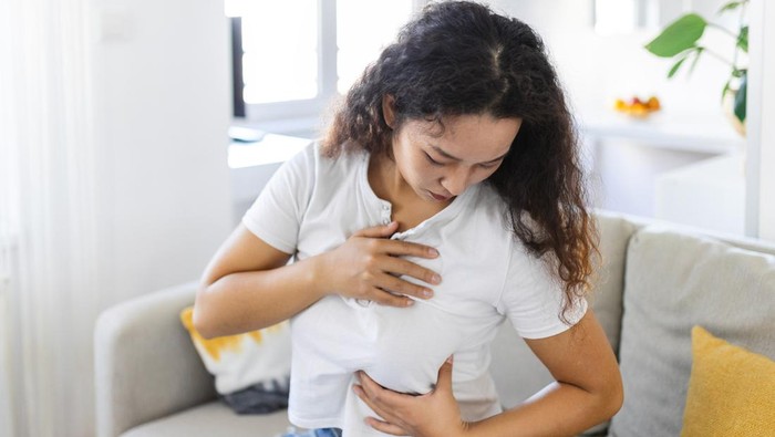 Kenali 11 Penyebab Payudara Sakit Bila Tersentuh, Jangan Diabaikan!